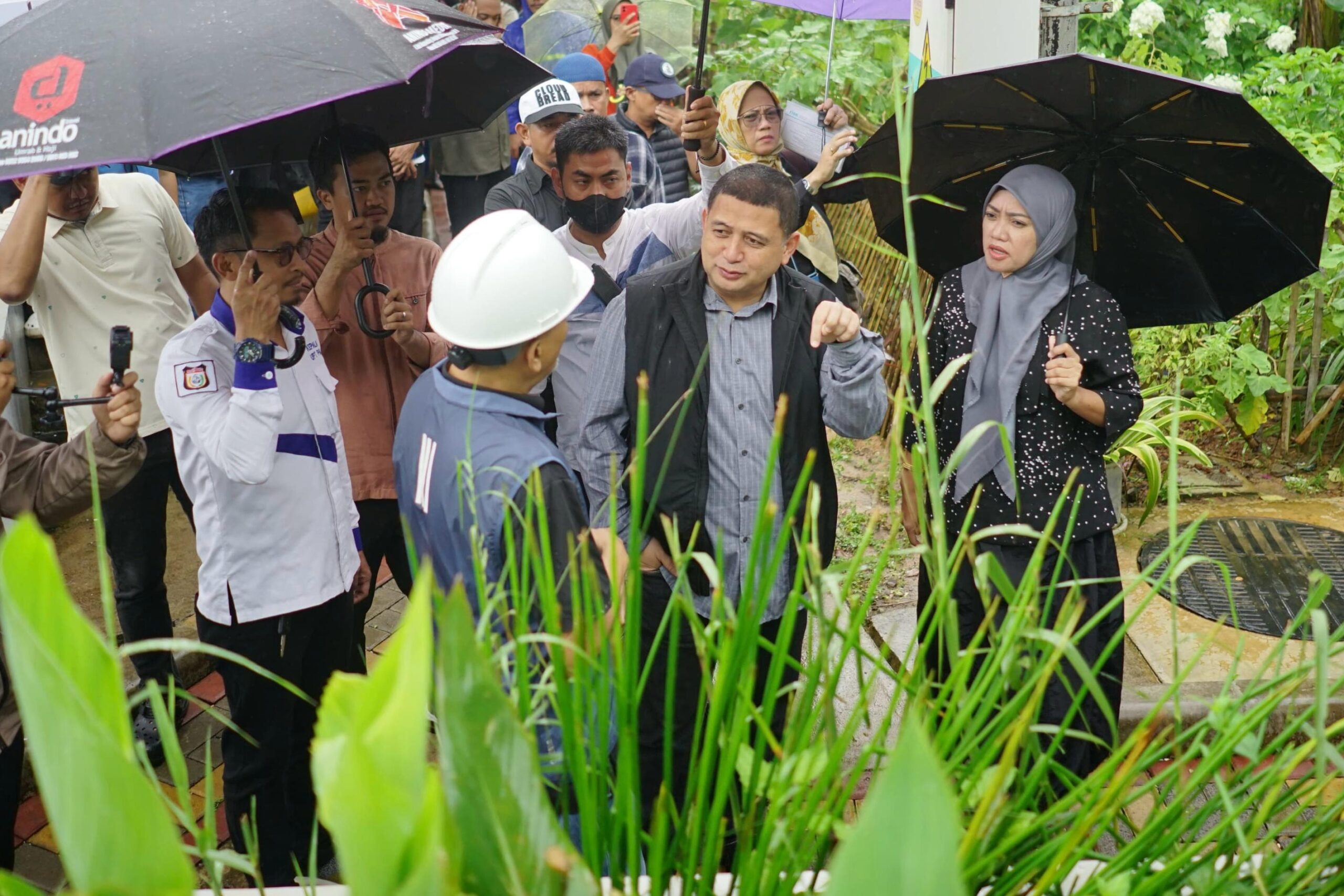 Wali Kota Makassar Tinjau Situs Proyek RISE di Kampung Bonelengga dan Kelurahan Untia