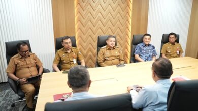 Lawan Paktik Pinjol Ilegal, Pemkot Makassar Gandeng OJK Kaji Pengaktifan Kembali BPR