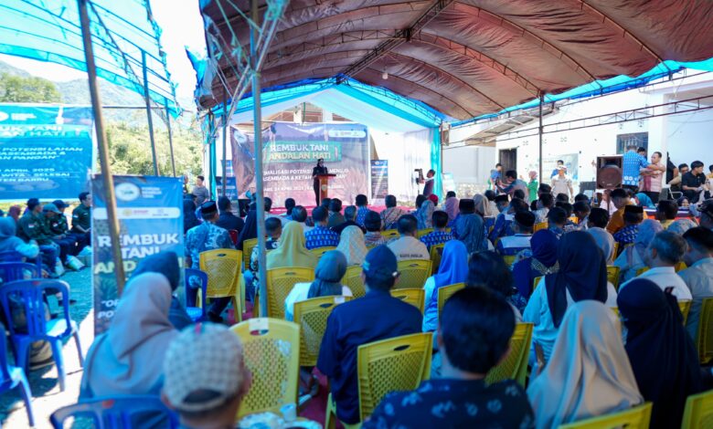 Dihadiri Bupati-Wabup Barru, Forum Rembuk Tani Andalan Hati Sukses Digelar di Barru