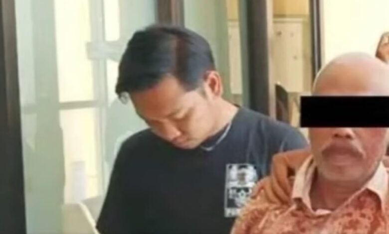 Kakek Bacok Tiga Orang Saat Salat Subuh di Bojonegoro, Motifnya Dendam Perkara Tanah