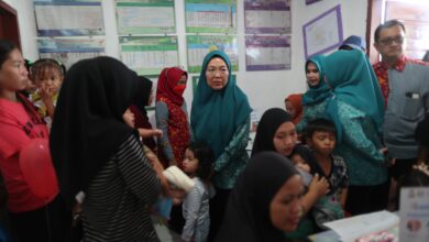 Dorong Peningkatan Layanan Kesehatan, Ketua TP PKK Makassar Tinjau Posyandu Era Baru Nusa Indah 4