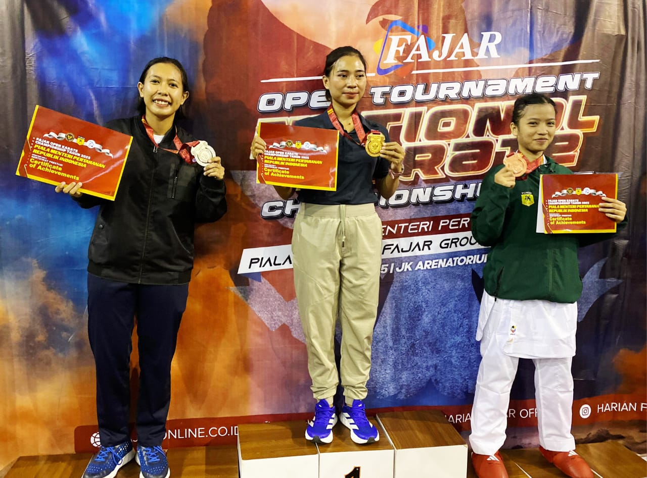 Srikandi TNI AL Lantamal VI Raih Juara 2 Kumite Kelas 55 kg Kategori TNI-POLRI di Ajang Bergengsi Fajar Open Karate Championship
