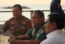 Nikmat Indahnya Laut Kota Makassar, Danlantamal VI Hadiri Coffee Sunset Pelindo Regional 4