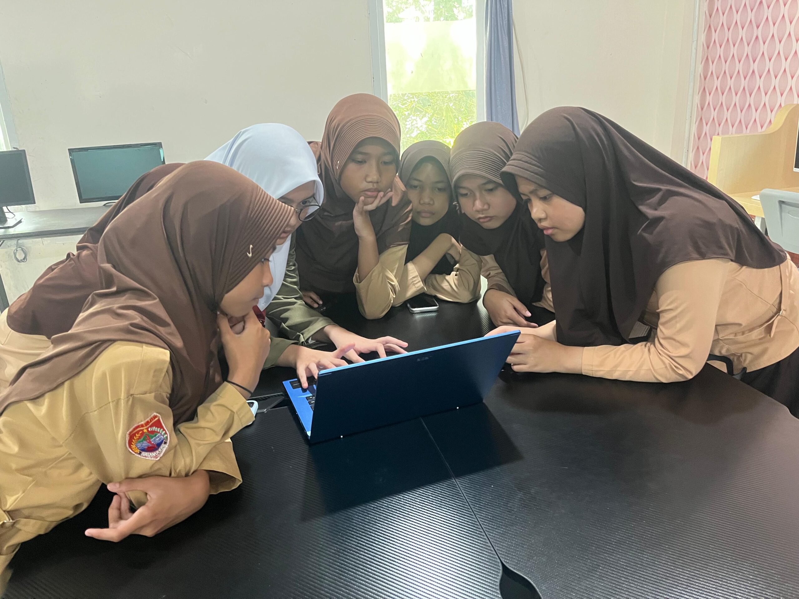 SMP Islam Athirah Bukit Baruga Gelar Trial Class, 98 Siswa Antusias Ikuti Pembelajaran