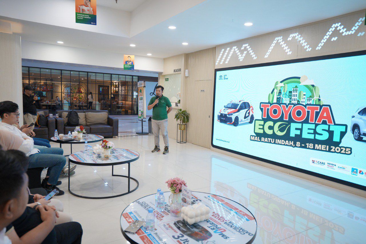 Special di Toyota Eco Fest, DP Bisa Bayar 2x Melalui Smart Upgrade dan Banjir Hadiah 4 Unit Motor Listrik