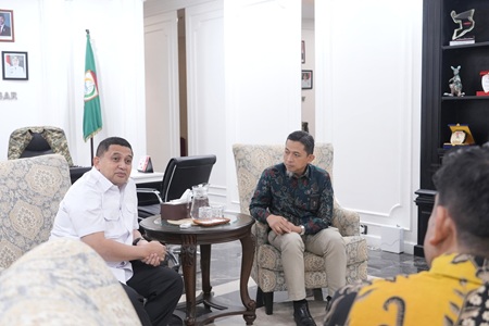 Munafri Duduk Bersama GM PLN Sulselrabar Bahas Pasokan Listrik ke Pulau