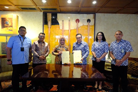 Pemkab Gowa dam Sampoerna Foundation Kembali Beri Bantuan Beasiswa Pendidikan