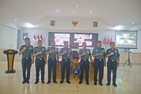 Lantamal VI Makassar Gelar Sosialisasi Perkiraan Intelijen dan Siber Serta Keamanan Informasi TNI AL TA. 2025