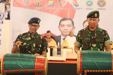 Wadan Lantamal VI Hadiri Pembukaan Fajar Open Karate Championship
