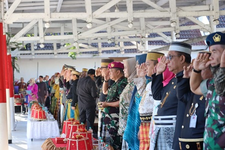 Danlantamal VI Hadiri Upacara Hari Pendidikan Nasional Tahun 2025
