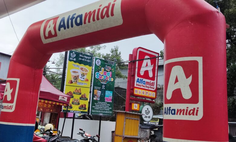 Alfamidi Hadirkan Promo Jadi Surprise Bareng Ja-di Coffee, Hanya Rp16 Ribu Dapat Hadiah Menarik!
