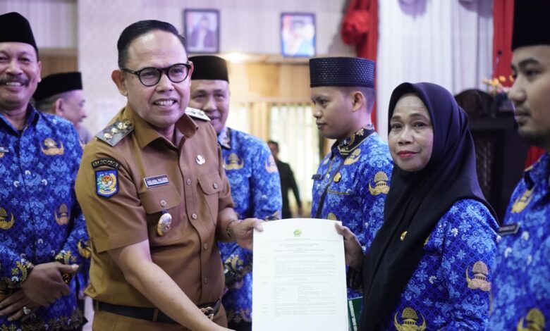 Serahkan SK P3K, Andi Akmal Ingatkan Jaga Amanah dengan Baik dan Tanggung Jawab 