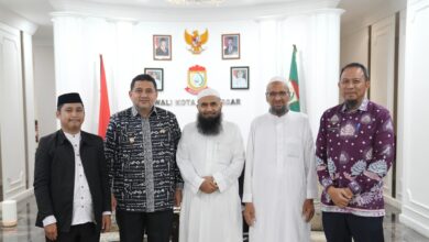 Wali Kota-Wawali Makassar, Salat Iduladha di Lapangan Karebosi Bersama Ust Das'ad Latif