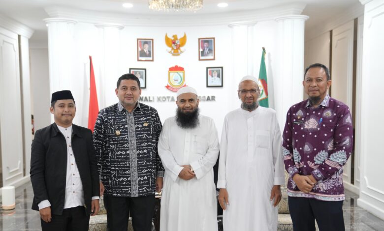 Wali Kota-Wawali Makassar, Salat Iduladha di Lapangan Karebosi Bersama Ust Das'ad Latif