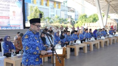 Serahkan SK CPNS 2024, Munafri Tekankan Pengabdian Pelayanan Kepada Masyarakat