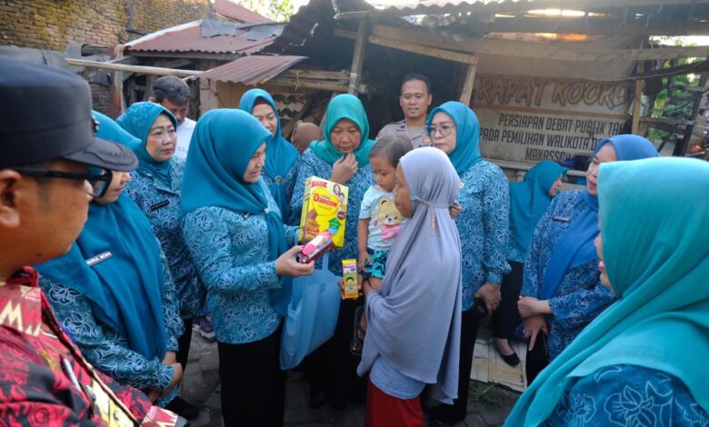 Beri Bantuan, PKK Gowa Fokus Penanganan Stunting di Somba Opu