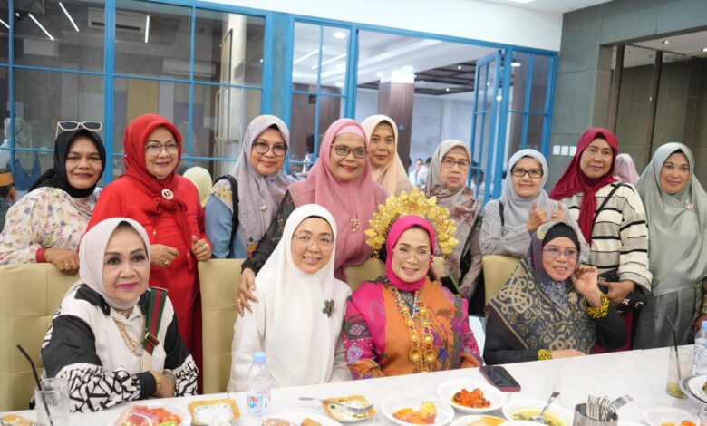 Kuliner Padang Hadir Lebih Dekat, Melinda Aksa Resmikan Cabang Baru Restoran Surya Manik