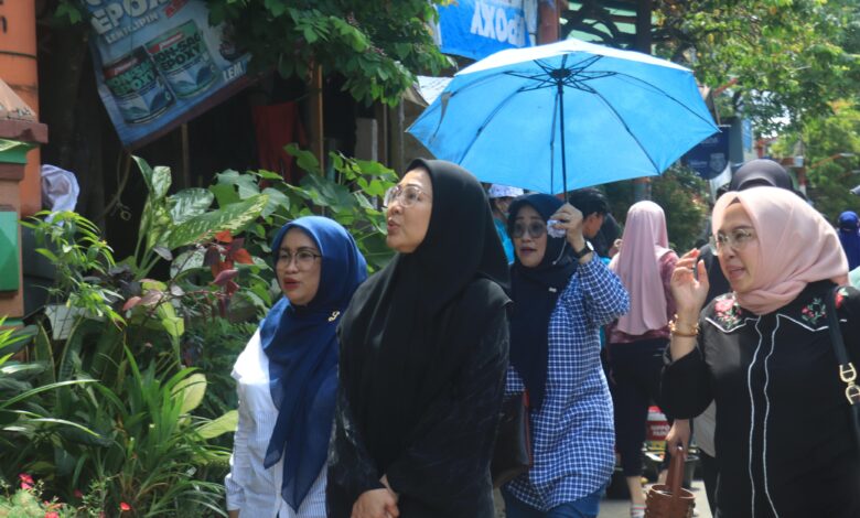Ikuti Lomba Kelurahan Terpadu Tingkat Provinsi, Ketua TP PKK Makassar Pantau Persiapan Kelurahan Panampu