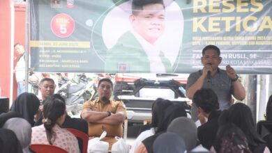 Reses di Buakana, Fasruddin Rusli Serap Aspirasi Terkait Drainase dan Jalan Rusak 