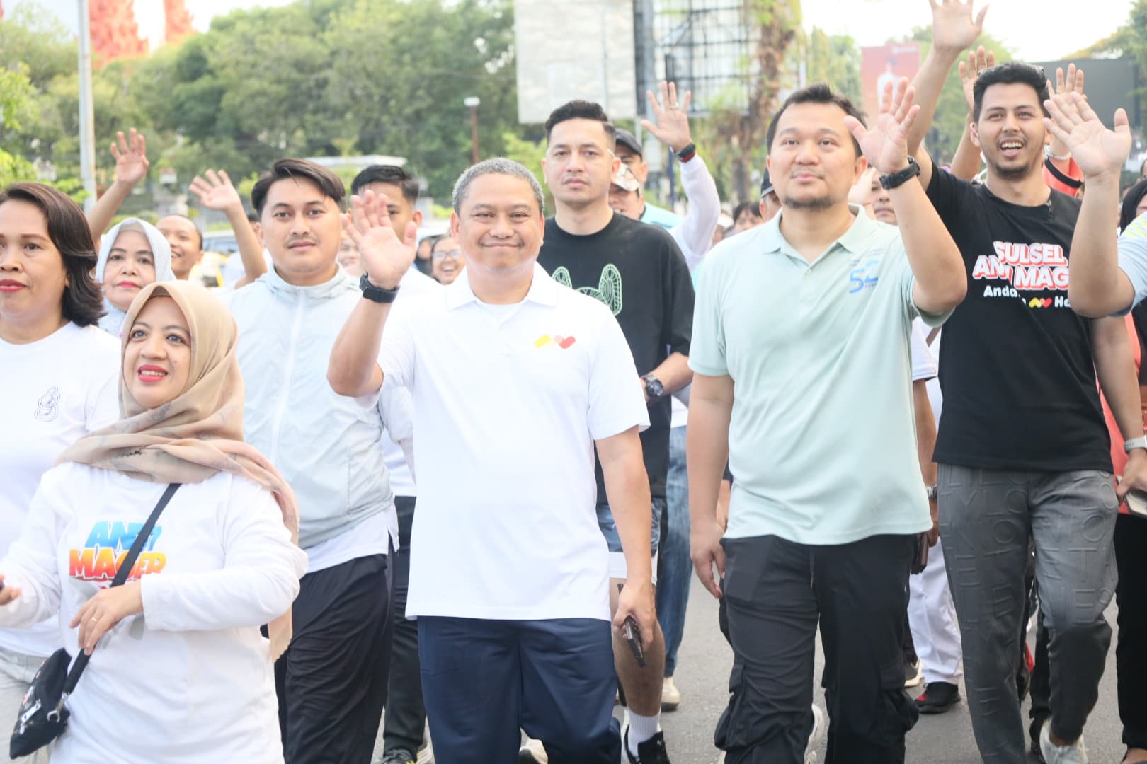Danlantamal VI Ramaikan Olahraga Jalan Santai Sulsel Anti Mager 2025