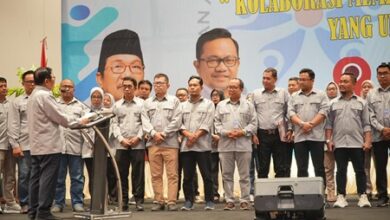 Aksa Mahmud Lantik Wabup Darmawangsyah Muin Ketum DPP IKA STEMZHA