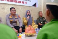 Pemkab Gowa Bersama TNI Polri dan HMI Bersinergi Berikan Bantuan Perlengkapan Sekolah Ke Panti Asuhan