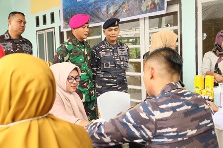 HUT Ke-75 Tahun 2025, Lantamal VI Gelar Baksos dan Bakkes di Malangke Luwu Utara