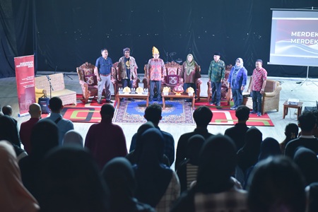 Buka Dialog Kebudayaan dan Tadulako Folk Art, Wagub: Budaya Jadi Haluan Pembangunan Sulteng