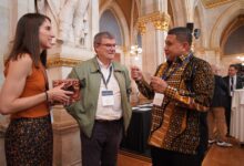 Wali Kota Munafri Dorong Aksi Bersama Kawal Energi Kota Berkelanjutan di WCSMF 2025
