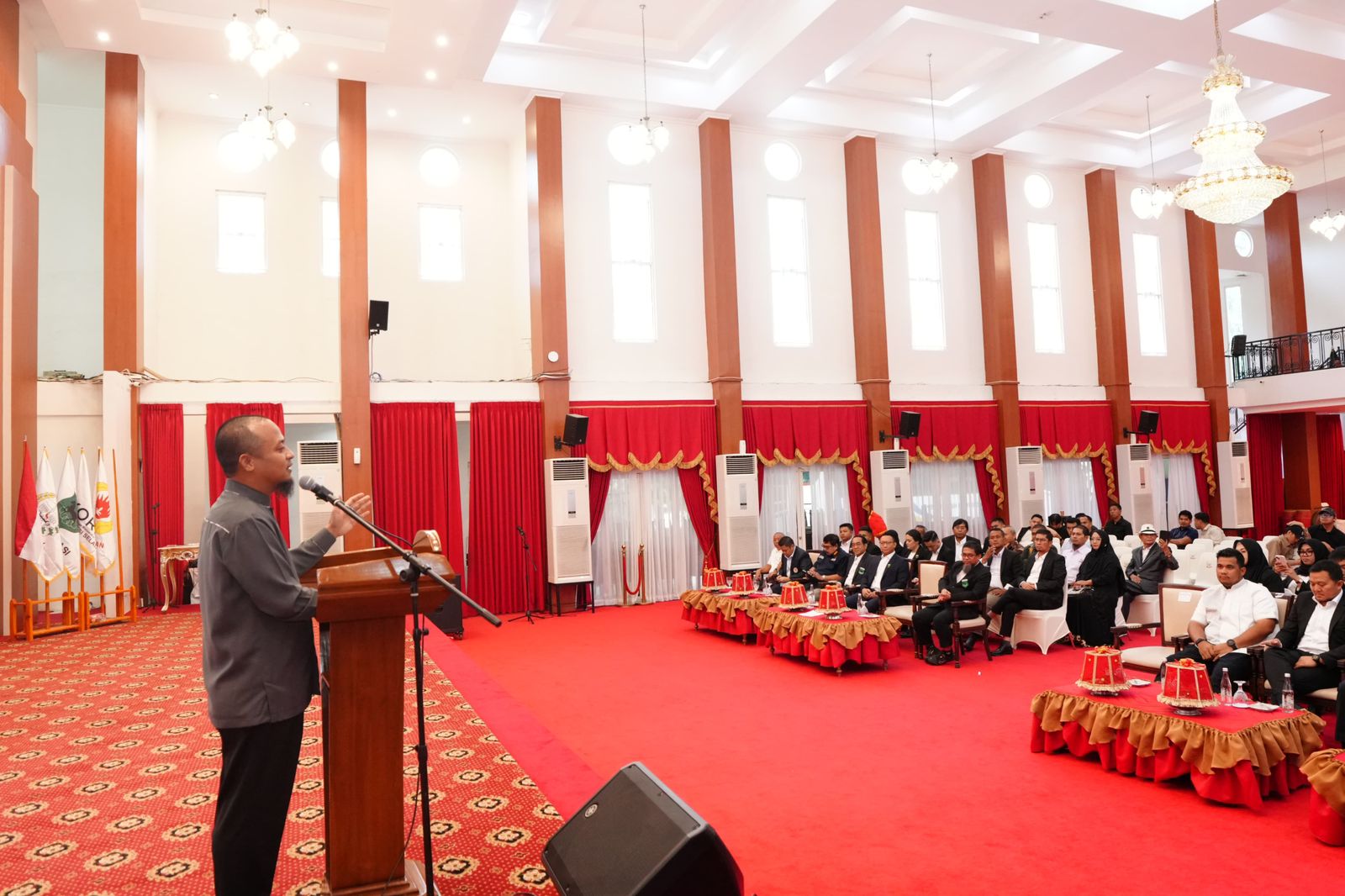 Gubernur Andi Sudirman Siap Jadikan Sulsel Pusat Olahraga Berkuda Nasional