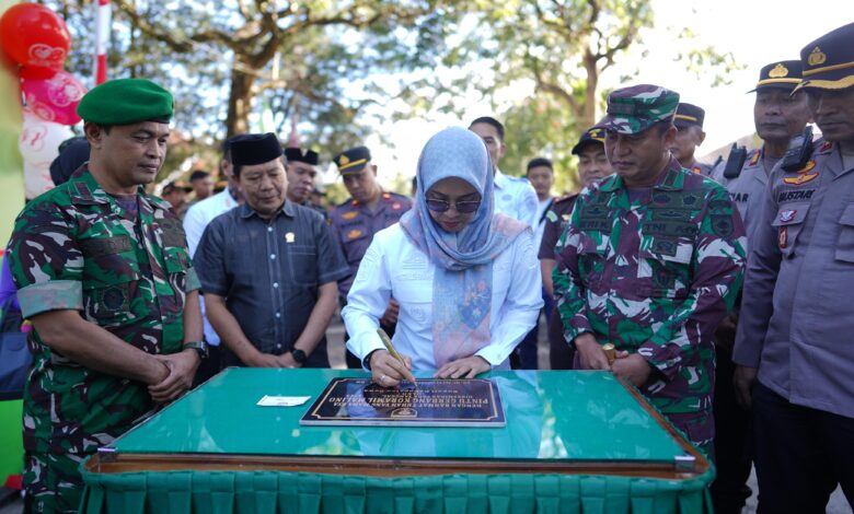 Resmikan Gerbang Koramil Tinggimoncong, Bupati Gowa: TNI Makin Dekat dengan Masyarakat