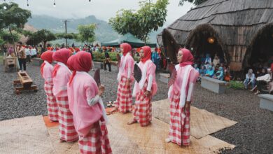 Bupati Husniah Minta Tradisi “Paddekko” di Gowa Terus Dipertahankan