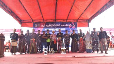 Wadan Lantamal VI Hadiri Semarak Pesta Rakyat Nelayan HUT Karaeng Loe Jamarang Tahun 2025 di KBN Jamarang