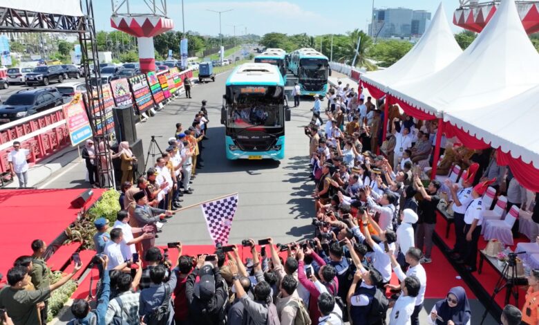 Gubernur Andi Sudirman Luncurkan Bus Trans Sulsel, 27 Armada Resmi Beroperasi di Mamminasata
