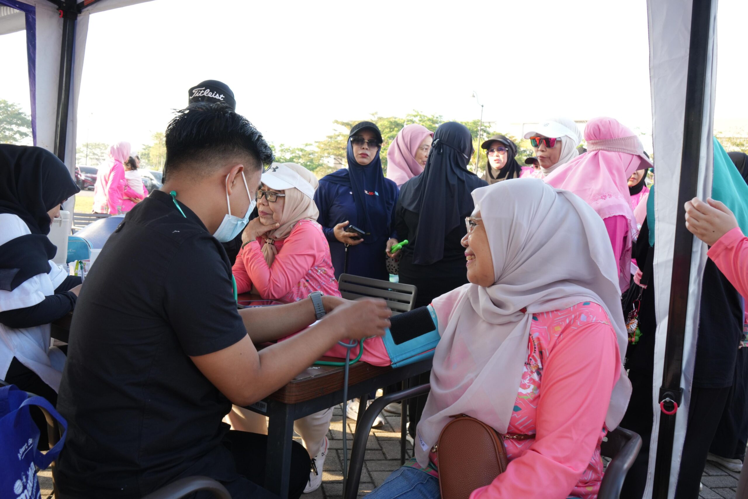 Senam Jantung Sehat Bersama Tiga Organisasi Perempuan, Melinda Aksa: Perempuan Sehat, Keluarga Lebih Harmonis