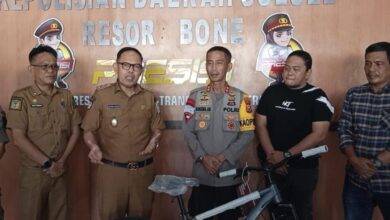 Berhasil Gagalkan Penculikan Anak, Personel Sat Intelkam Polres Bone Terima Penghargaan dari Pemda