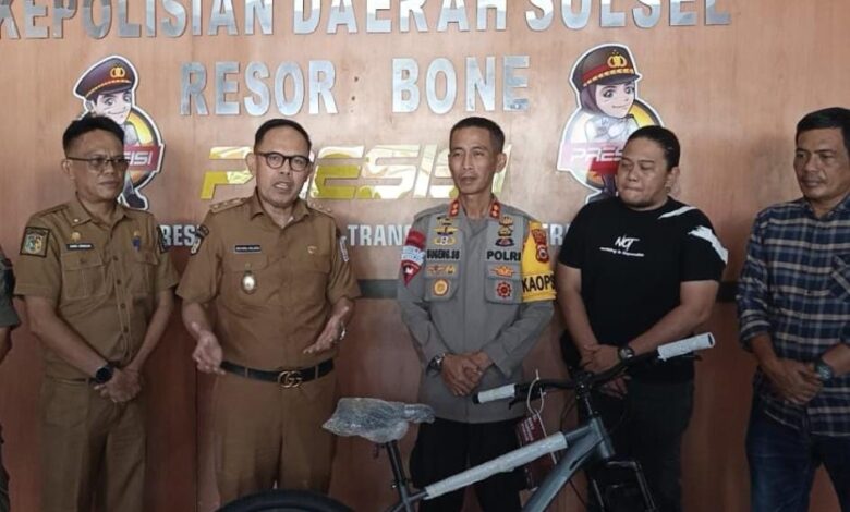 Berhasil Gagalkan Penculikan Anak, Personel Sat Intelkam Polres Bone Terima Penghargaan dari Pemda