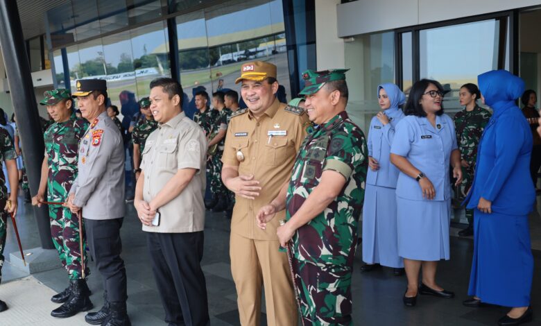 Danlantamal VI Sambut Kedatangan Pangkogabwilhan II di Makassar