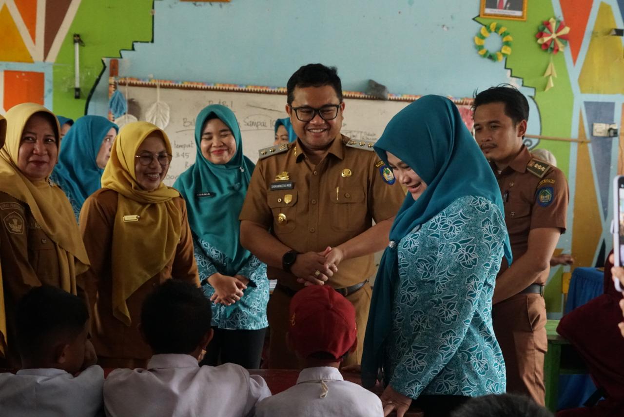 Wabup Gowa Buka Pelatihan Administrasi PKK di Kecamatan Tompobulu