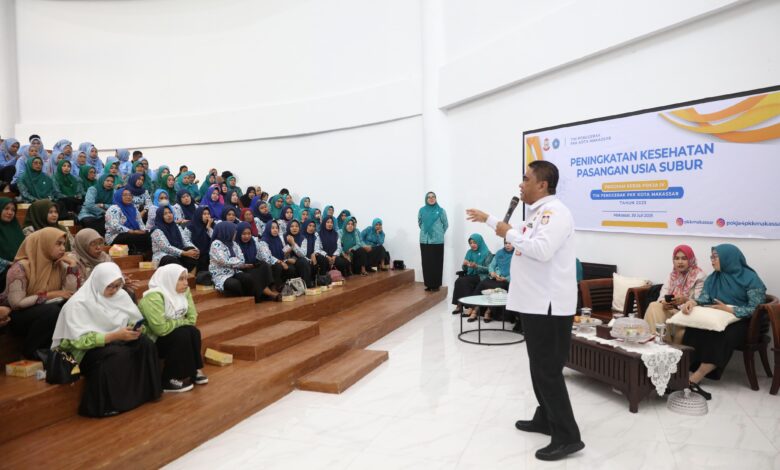TP PKK Kota Makassar Sosialisasi Kesehatan Pasangan Usia Subur