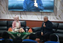 Kalla Campus Talks Hadir di Unismuh Makassar, Subhan Djaya Mappaturung Bagikan Kisah Sukses Lewat Beasiswa KALLA