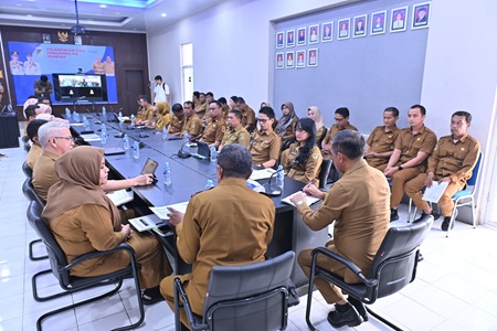 Pemprov Sulteng Genjot Akses Listrik dan Tertibkan Pertambangan: Gubernur Pimpin Rapat Strategis ESDM