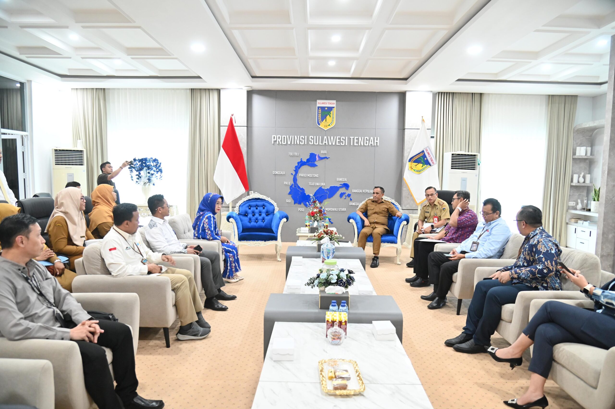 Gubernur Sulteng Fasilitasi Solusi Kendala Pemotongan Gaji ASN untuk Kredit Bank