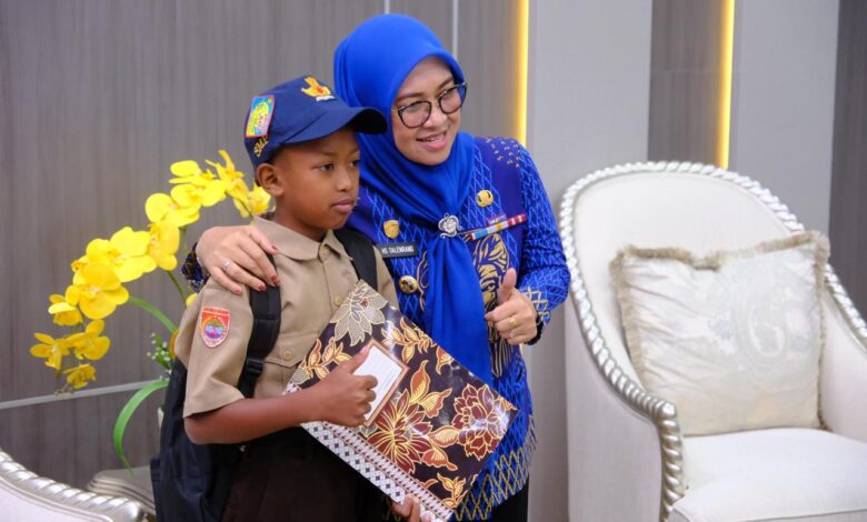 Tiga Anak Viral di Gowa Dapat Bantuan Pendidikan dari Pemerintah