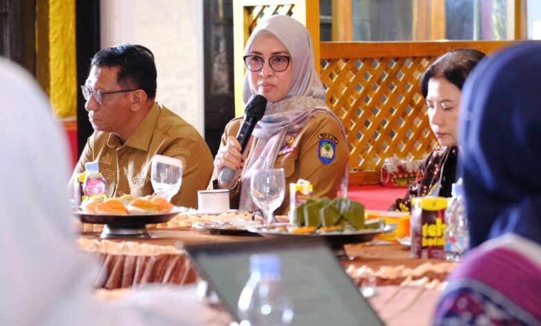 Kemenbud-Pemkab Gowa Bahas Kelanjutan Pembangunan Replika Istana Balla Lompoa di Afrika Selatan