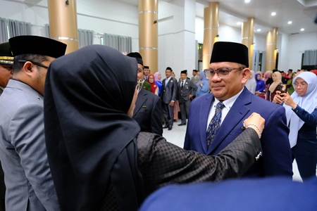 Serahkan Penghargaan Satyalancana, Bupati Gowa: Mereka Telah Mengabdi Untuk Daerah