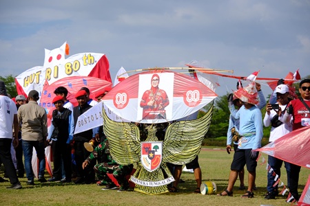Lomba Layang-Layang di Gowa Tingkatkan Kreatif Masyarakat dan Kerjasama Tim