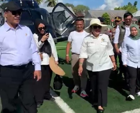 Mentan RI Bawa Berkunjung Bu Titiek Suharto Ke Bone Petani Dapat Bantuan Bibit 60 Ribu Hektare