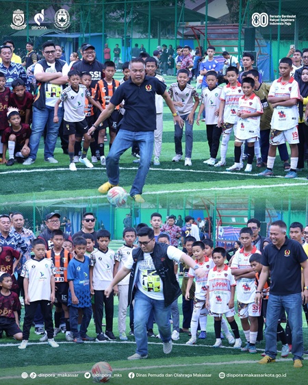 Plt Kadispora Makassar Buka Turnamen Mini Soccer "Perang Bintang" di Banta Bantaeng