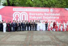 Wadan Kodaeral VI Hadiri Upacara Peringatan HUT Ke-80 RI Tahun 2025 di Rumjab Gubernur Sulsel